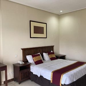 Kamar kembar keluarga menghubungkan